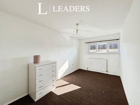 3 bedroom terraced house to rent - Photo 5