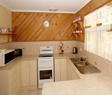 4-Bedroom Family Home in Prime Aberfoyle Park Location - Photo 5