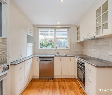 39 Barnet Close, Phillip ACT 2606 - House For Rent | Domain - Photo 6