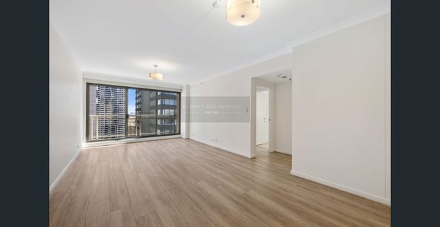 Luxurious Two Bedroom Plus Study apartment with Timber Flooring & Blinds - Regency Hyde Park - Photo 1