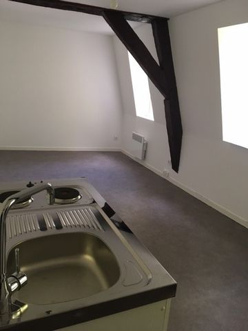 STUDIO – CENTRE VILLE - Photo 3