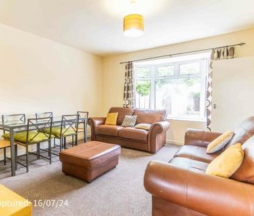 7, Hewley Avenue - Photo 1