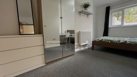 To Rent - 33 Garden Lane, Chester, Cheshire, CH1 From £120 pw - Photo 4