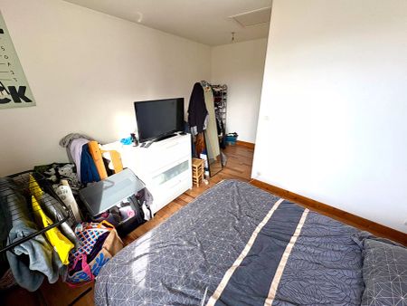 APPARTEMENT T2 A LOUER - BLOIS - DUPLEX, COUR & PLACE DE PARKING PRIVATIVES - Photo 5