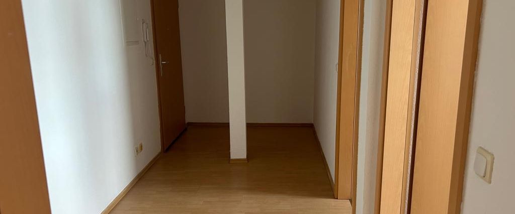 Gemütliche Wohnung im Dachgeschoss mit Sichtbalken! - Foto 1