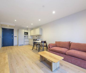 Studio to rent - Photo 6