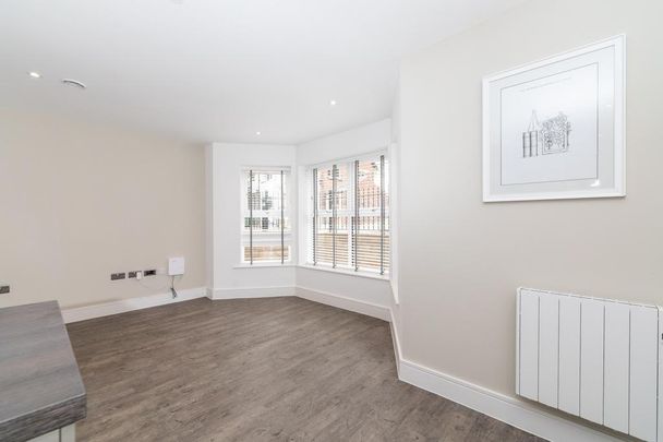 1 bedroom apartment to rent - Photo 1