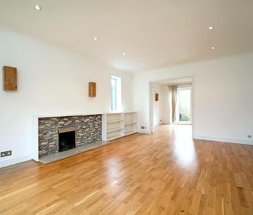 5 bedroom detached house to rent - Photo 1