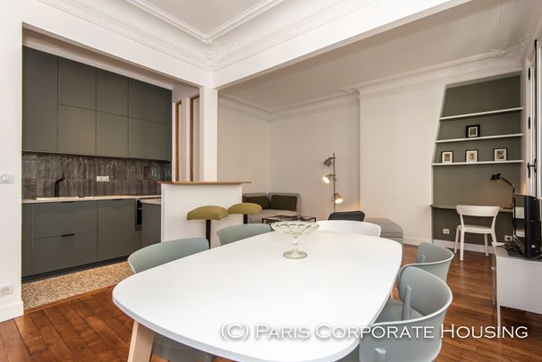 Rue du bourg l'abbé, - Photo 1