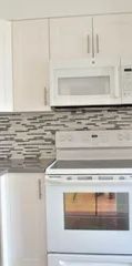 1 room apartment of 69m² in Montreal - Photo 2