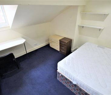 Royal Park Terrace, Hyde Park, LS6 1EX, Leeds - Photo 3