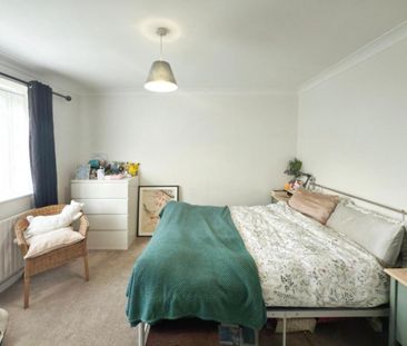 North Street, Carshalton, SM5 2HN - Photo 1
