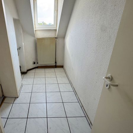 56599 Leutesdorf:Gemütliche 3 Zimmer Dachgeschosswohnung in verkehrsgünstiger Lage von Leutesdorf - Photo 4