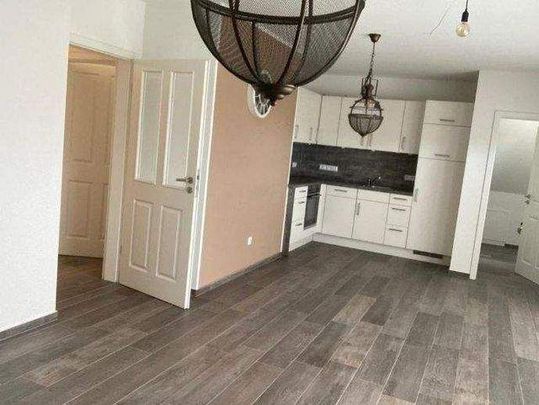 Traumhafte 3 ZKB mit großer Dachterrasse über den Dächern von Haren zu vermieten - Photo 1