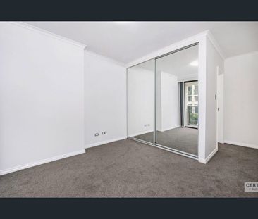 Brand New Top Floor Modern 2 Bedroom, 2 Bathroom, POOL, GYM - Prope... - Photo 2