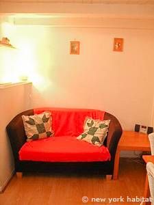 Logement à Paris, Location meublée - Photo 3