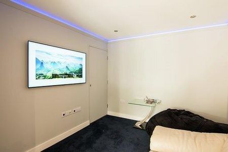 4 bedroom house to rent - Photo 3