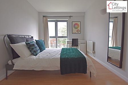 2 Bedroom Apartment - Photo 3