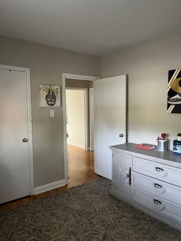 For Lease - 390 St. Augustine Drive, Oakville, Ontario - Photo 3