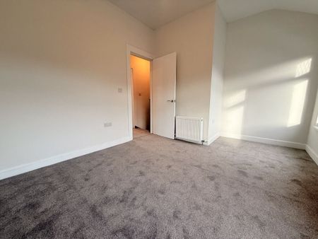 66 Connsbrook Avenue, Belfast BT4 1JW - Photo 5