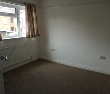 3 Bed Terraced House, Vernon Road, LE2 - Photo 5