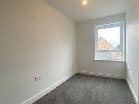 4 bedroom detached house to rent - Photo 5