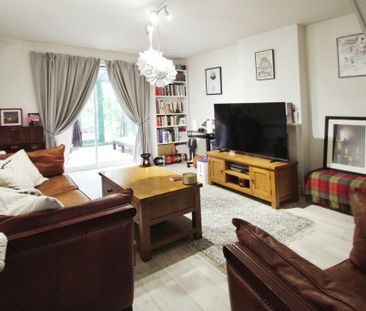 2 bedroom semi-detached house to rent - Photo 3