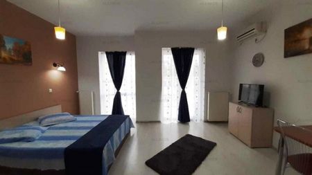 Garsoniera in Ploiesti bloc nou, zona centrala - Fotografie 5