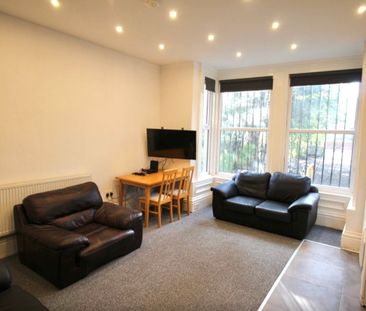 3 Bed - 79A Cardigan Road, Hyde Park, Leeds - LS6 1EB - Student - Photo 1