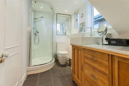 Thurlow Road, Hampstead, NW3 - Photo 2