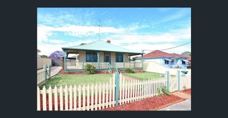 House for Rent in the heart of Merryland - Photo 4