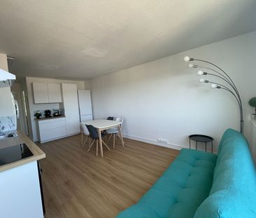 Location Appartement 1 pièce 65m² - Photo 3