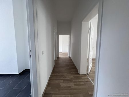 Charmante 3-Zimmer-Wohnung am Hasselbachplatz in Magdeburg – ideal zum Wohlfühlen! - Photo 5