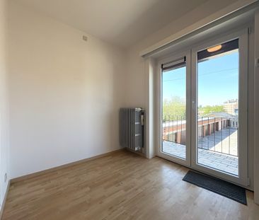 Ruim appartement met 3 slpks en garage in Harelbeke - Photo 3