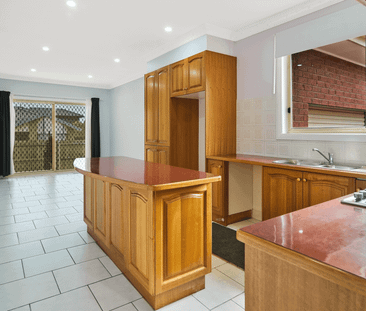 Convenient Living in Noble Park - Photo 4