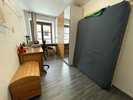 : Appartement 67.2 m² à ST ETIENNE - Photo 2