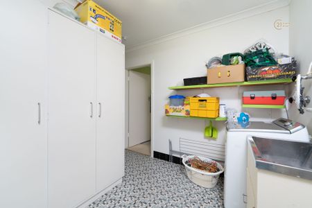 Cul De Sac Location @ $780 Per Week - Photo 2