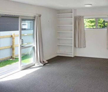 Modern Three Double Bedroom Home - Photo 1