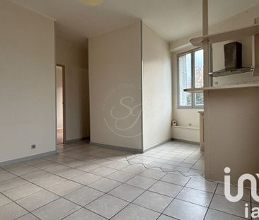 Appartement 2 pièces de 34 m² à Corbeil-Essonnes (91100) - Photo 2