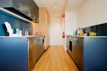 4 Bed Ensuite Apartment View - Photo 5