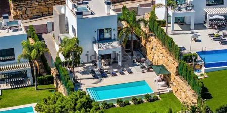 Alquiler de casa o chalet independiente en Avenida de la Resina - Photo 5