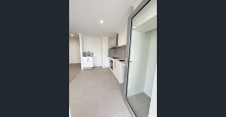 MODERN, BRAND-NEW STUDIO WITH PRIVATE COURTYARD NEAR EDEN BEACH! - Photo 4