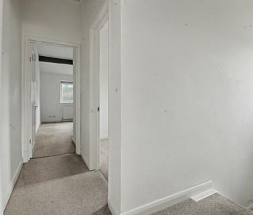 3 bedroom end of terrace house to rent - Photo 1