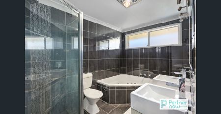 Neat & well-maintained home - Photo 4