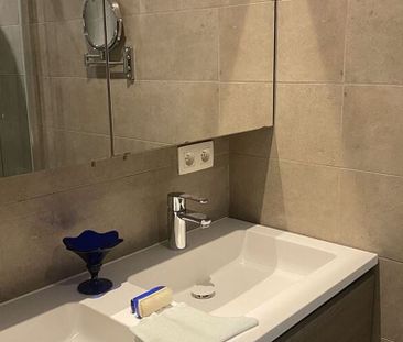 Appartement te huur in 's Gravenwezel voor € 1.135 met 2 slaapkamers - Photo 2