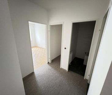 2-Raum-Wohnung mit Balkon - Infangstrasse 26/8 - Photo 2