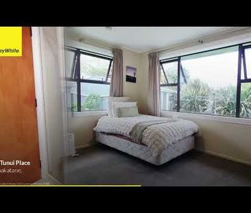 Three-bedroom Home with Spacious Yard! - Photo 4