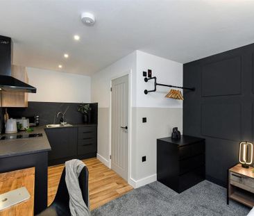 Studio to rent - Photo 6