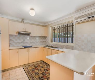 Charming Three Bedroom Home - Photo 6