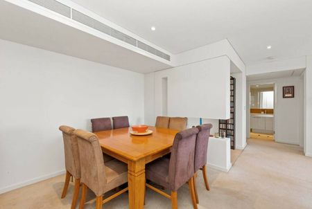 Luxury Burswood Apartment with Views! - Photo 3